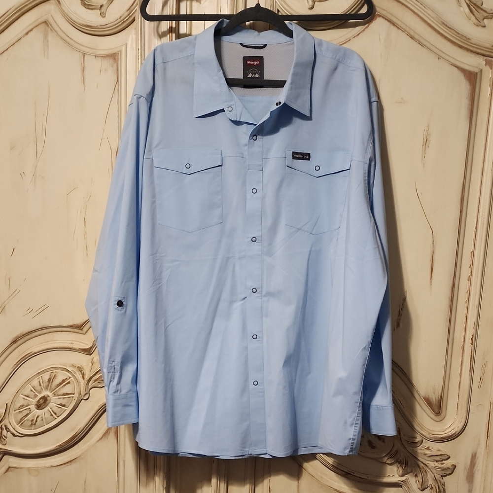 Wrangler Men's Sky Blue Casual Shirt